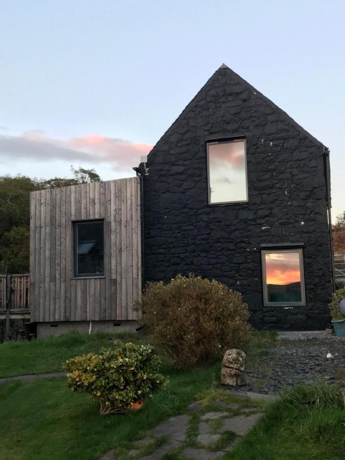 Mill House Steading Overlooking The Sea And Mull Bonnavoulin 外观 照片